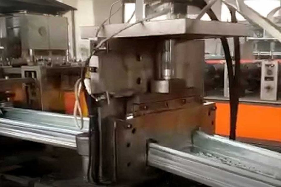 Roll Forming Hatlarında Kullanılan Uçar Makas ve Testere Elemanlarının Bakım ve Yedek Parçaları